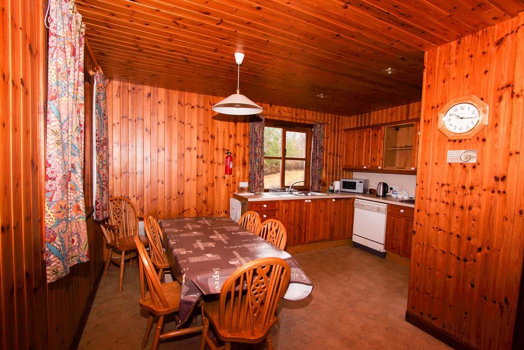 Tullochwood Lodges Форес Екстериор снимка